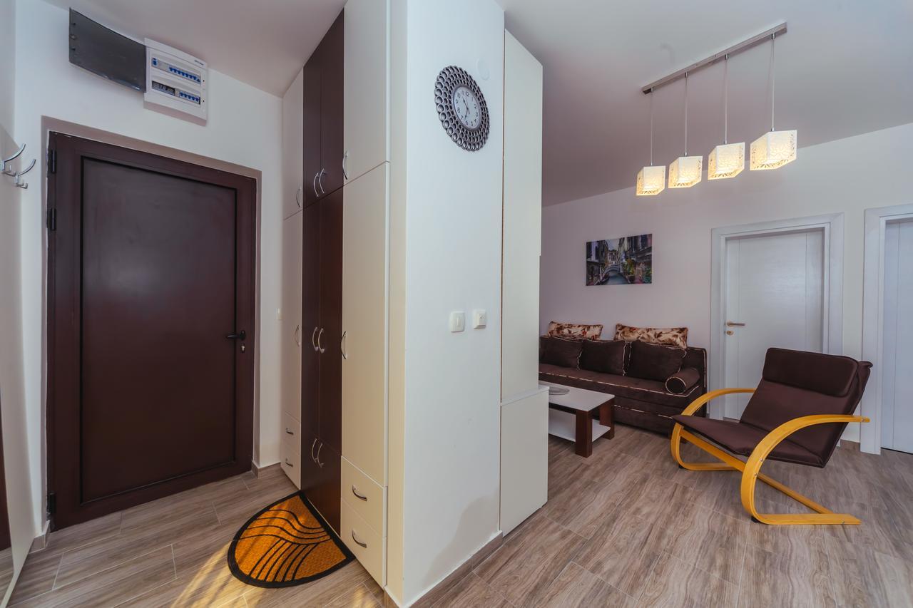 Apartments Monte Re Petrovac Exterior photo