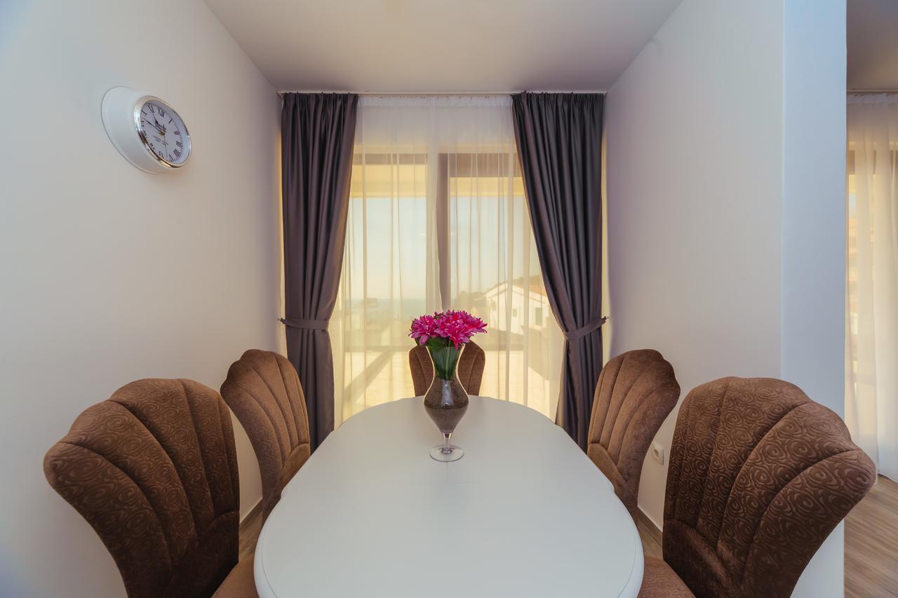 Apartments Monte Re Petrovac Exterior photo