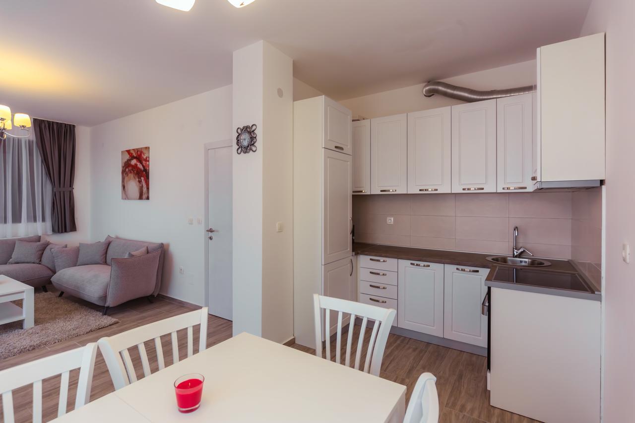 Apartments Monte Re Petrovac Exterior photo