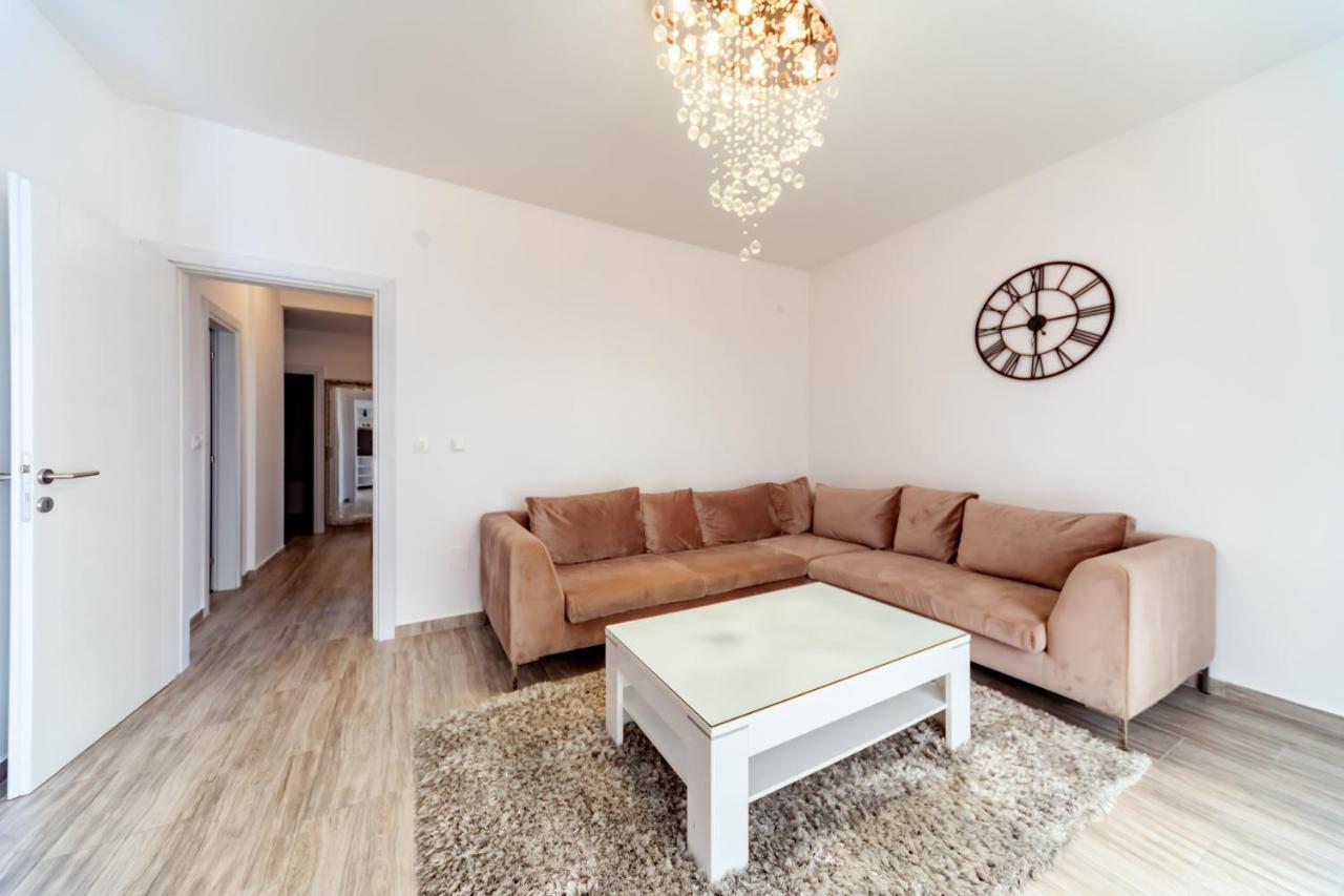 Apartments Monte Re Petrovac Exterior photo